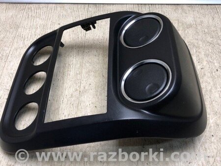 ФОТО Накладка торпедо-центр. для Jeep Patriot (10-17) Київ