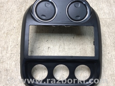 ФОТО Накладка торпедо-центр. для Jeep Compass (06-15) Київ