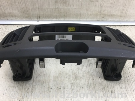 ФОТО Накладка торпедо під магнітолу для Hyundai Elantra IV HD (06-11) Київ