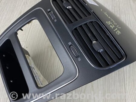 ФОТО Накладка торпедо під магнітолу для Dodge Journey (2011-2020) Київ