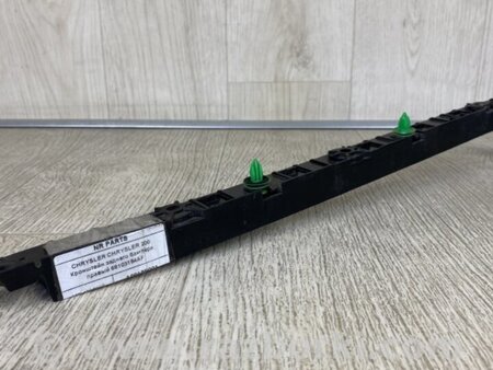 ФОТО Кронштейн заднього бампера для Chrysler 200 (2010-2016) Київ