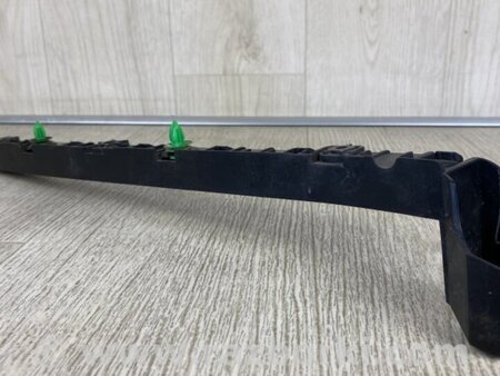 ФОТО Кронштейн заднього бампера для Chrysler 200 (2010-2016) Київ