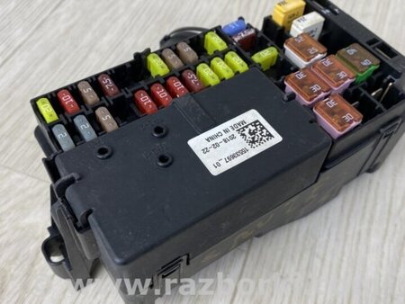 ФОТО Блок запобіжників моторний відсік для Chevrolet Cruze J400 (15-23) Київ