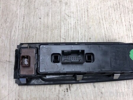 ФОТО Блок керування склопідіймачами для Jeep Renegade (BU) (2014-) Київ