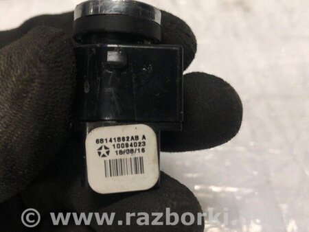 ФОТО Кнопка відкриття лючка бензобака для Jeep Cherokee KL (2013-2023) Київ