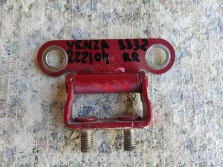 ФОТО Петля кришки багажника для Toyota Venza Київ