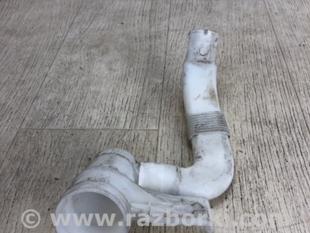 ФОТО Горловина бачка склоомивача для Volkswagen Jetta USA (10-17) Київ