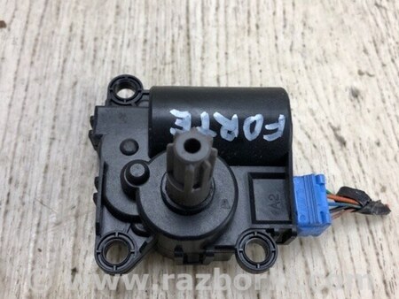 ФОТО Моторчик заслінки пічки для KIA Forte YD (2012-) Київ