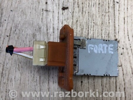 ФОТО Резистор пічки для KIA Forte YD (2012-) Київ