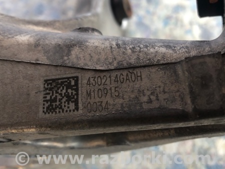 ФОТО Цапфа для Infiniti Q50 Київ