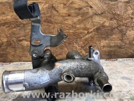 ФОТО Фланець системи охолодження для Toyota Sienna (11-16) Київ