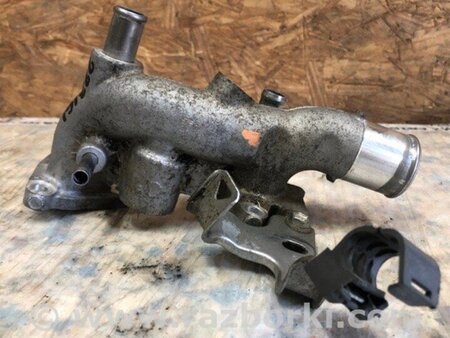 ФОТО Фланець системи охолодження для Toyota Sienna (11-16) Київ