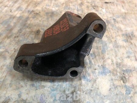 ФОТО Кронштейн двигуна для Toyota Venza Київ