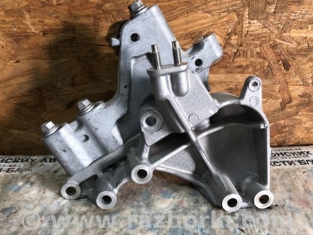 ФОТО кронштейн опори двигуна для Toyota Venza Київ