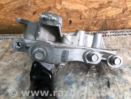 ФОТО кронштейн опори двигуна для Toyota Venza Київ