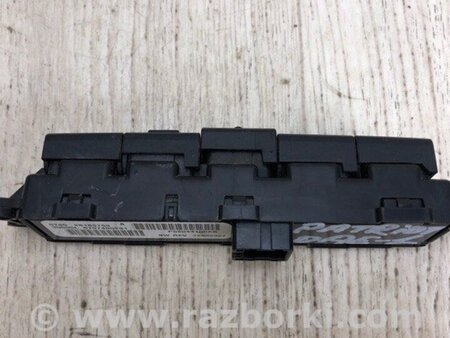 ФОТО Кнопка аварійної сигналізації для Jeep Patriot (10-17) Київ