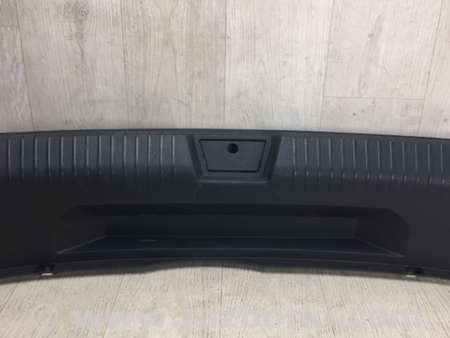 ФОТО Накладка панелі багажника внутрішня для Volkswagen Jetta USA (2018-) Київ