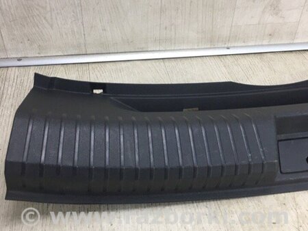 ФОТО Накладка панелі багажника внутрішня для Volkswagen Jetta USA (2018-) Київ