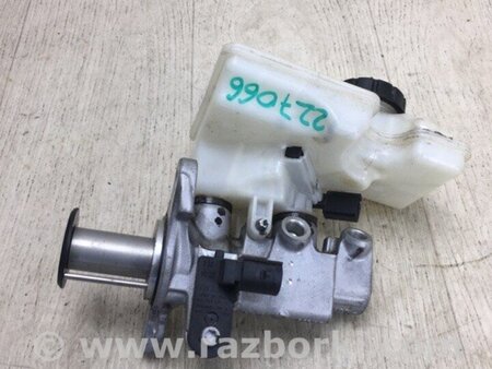 ФОТО Головний гальмівний циліндр для Volkswagen Jetta USA (2018-) Київ