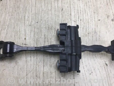 ФОТО Обмежувач дверей для Volkswagen Jetta USA (2018-) Київ