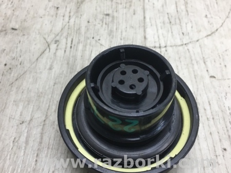 ФОТО Кришка паливного бака для KIA Cerato 2 TD (08-12) Київ