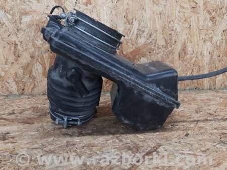 ФОТО Резонатор повітряного фільтра для Toyota Venza Київ