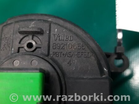 ФОТО Протитуманна фара для Suzuki Kizashi (2009-2014) Київ