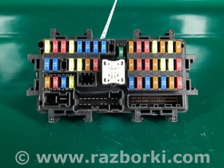 ФОТО Блок запобіжників салон для Infiniti Q50 Київ