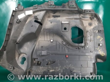 ФОТО Обшивка багажника для Jeep Renegade (BU) (2014-) Київ