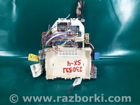 ФОТО Блок запобіжників салон для Suzuki SX4 I (06-14) Київ