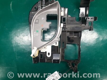 ФОТО Консоль центральна для Toyota Venza Київ