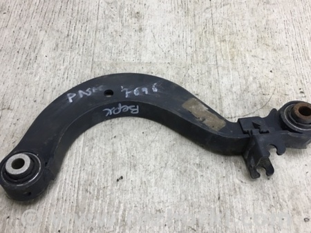 ФОТО Важіль задньої підвіски поперечний верхній для Volkswagen Passat B8 (2014-2023) Київ