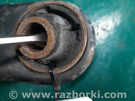 ФОТО Важіль передньої підвіски нижній для Toyota Yaris (05-11) Київ