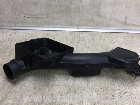 ФОТО Резонатор повітряного фільтра для Nissan NV200 USA (2013-) Київ