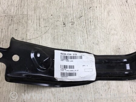 ФОТО Кронштейн кріплення передньої панелі для Nissan NV200 USA (2013-) Київ