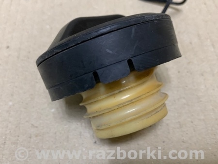 ФОТО Кришка паливного бака для Toyota Highlander (01-07) Київ