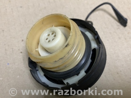 ФОТО Кришка паливного бака для Toyota Highlander (01-07) Київ