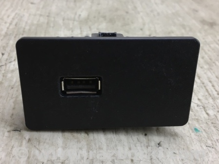 ФОТО USB адаптер для Ford Focus 3 (01.2010 - 03.2018) Київ