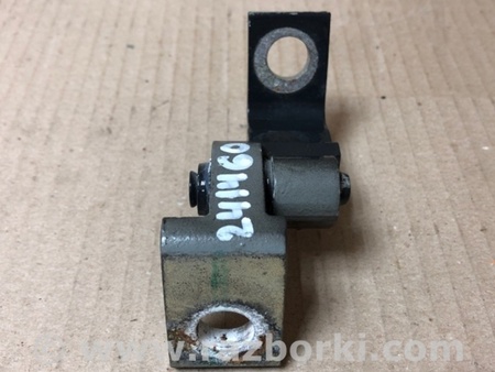 ФОТО Петля двері верхня для Volkswagen Passat B8 (2014-2023) Київ