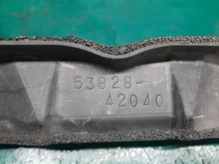 ФОТО Пильовик крила для Toyota RAV-4 II CA20W/XA20 (00-05) Київ