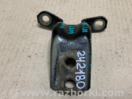 ФОТО Петля двері нижня для Infiniti QX56 Київ