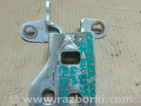 ФОТО Петля двері верхня для Chrysler 300 (2004-2010) Київ