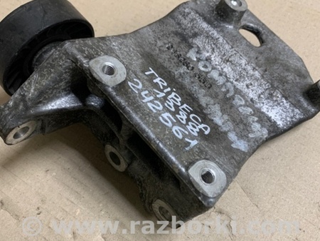 ФОТО Кронштейн компресора кондиціонера для Subaru Tribeca B9 (05-08) Київ