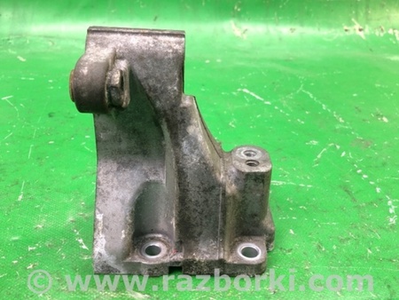 ФОТО Кронтейн генератора для Toyota RAV-4 IV (XA40) (12-18) Київ
