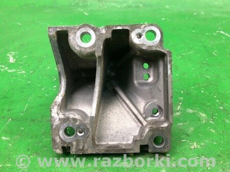 ФОТО Кронтейн генератора для Toyota RAV-4 IV (XA40) (12-18) Київ