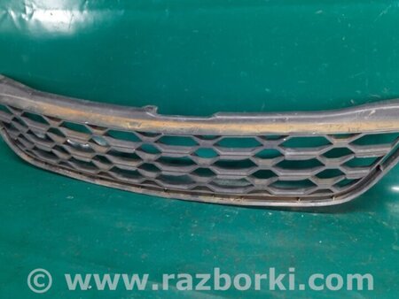 ФОТО Решітка переднього бампера для Toyota Matrix (08-14) Київ