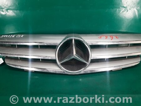 ФОТО Решітка радіатора для Mercedes-Benz CLK-CLASS 209 (02-10) Київ