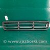 Решітка переднього бампера Volkswagen Bora I A4 1J2/1J6 (98-05)