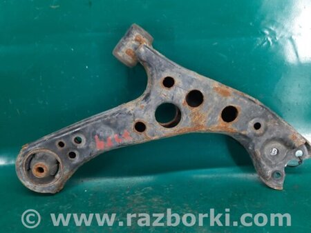 ФОТО Важіль передньої підвіски нижній для Toyota Prius IV XW50 (15-22) Київ