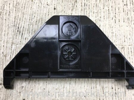 ФОТО Кронштейн для Toyota RAV-4 IV (XA40) (12-18) Київ